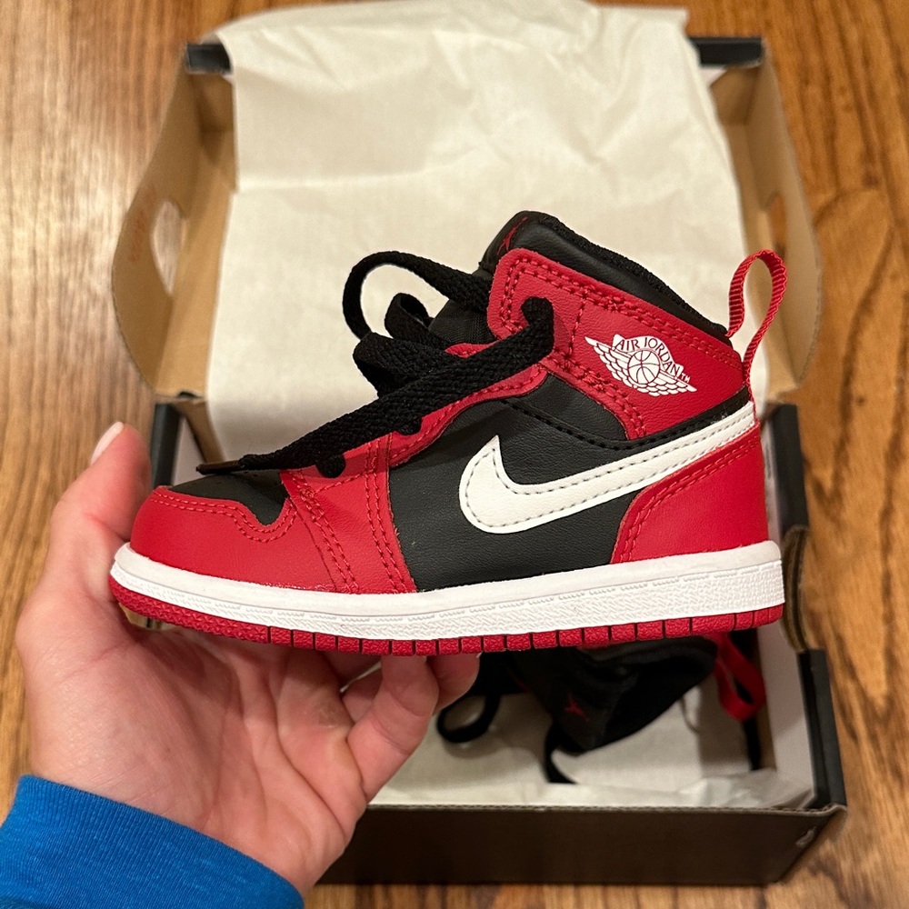 NEW! Air Jordan Kids Red and Black Sneakers - Picture 2 of 4